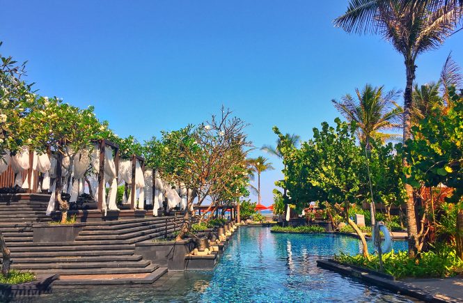 st.regis bali main pool